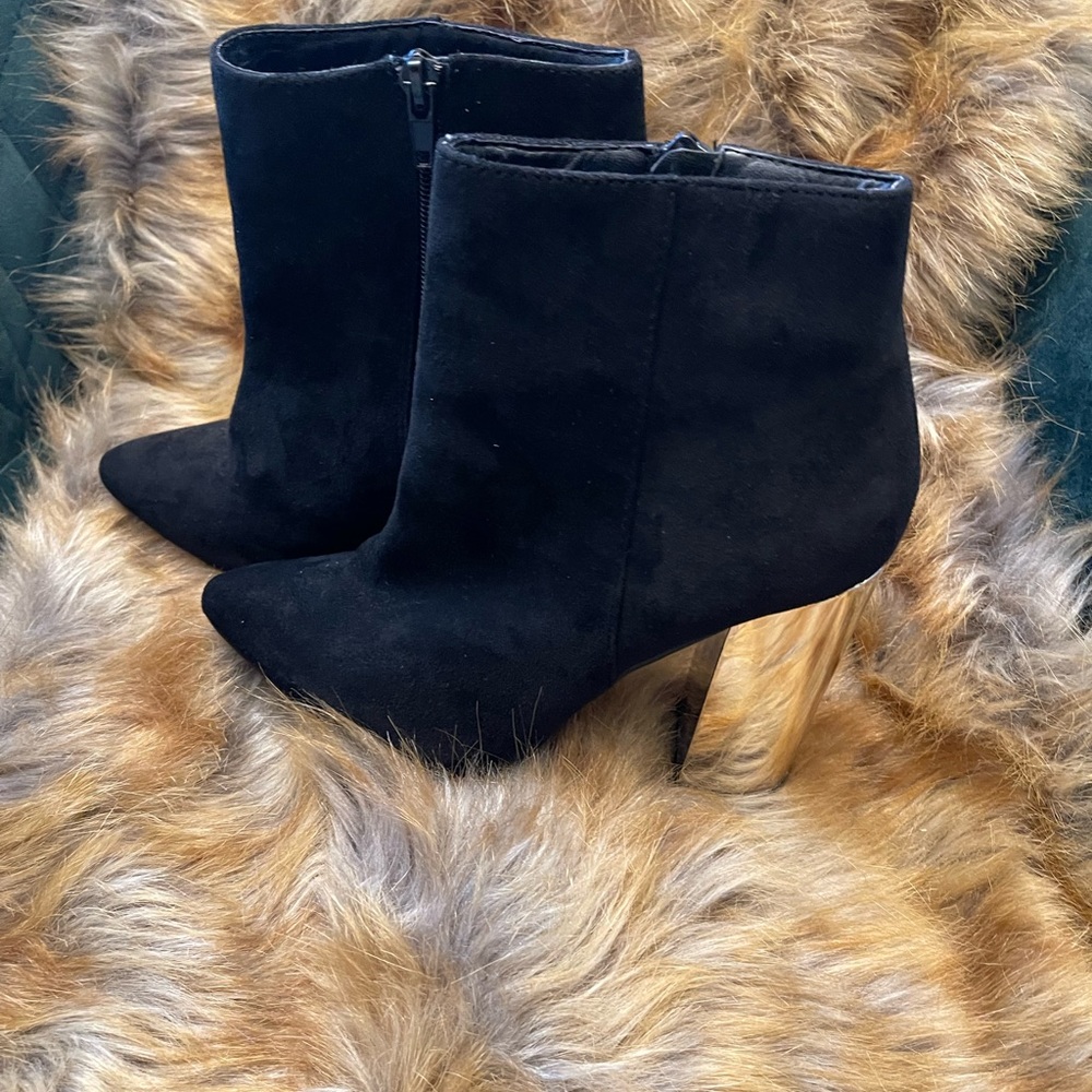 Charlotte Russe, black and gold suede booties, size 7